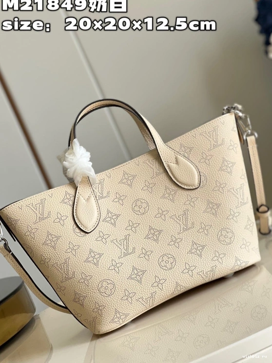 WIS VUITTON LOUIS PM BLOSSOM 0307
